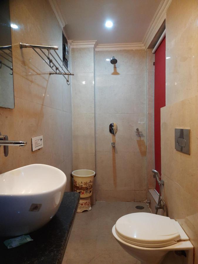 Hotel The Amour Dx Near Igi Airport Delhi New Delhi Exterior foto