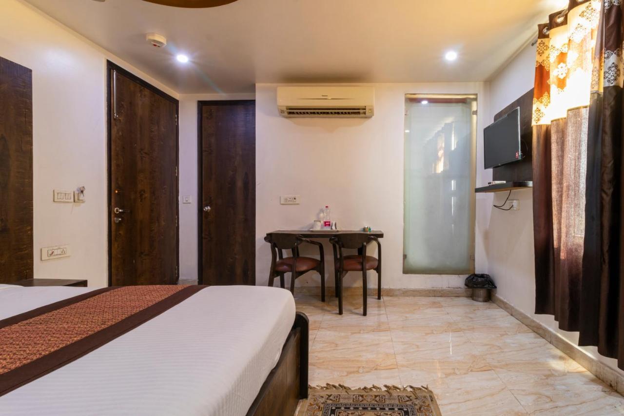 Hotel The Amour Dx Near Igi Airport Delhi New Delhi Exterior foto